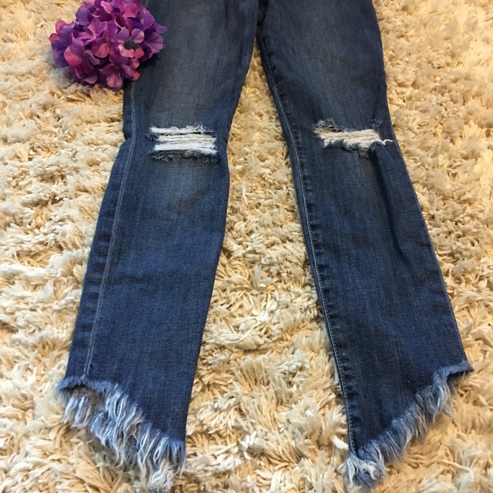 Joe’s Jeans Distressed Skinny